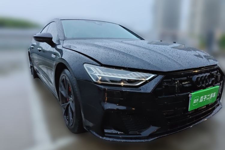 Used Audi A7L 2024 45 TFSI Luxury Edition Front Right 45 Deg
