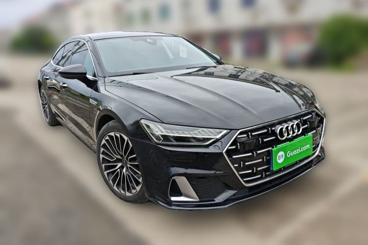 Used Audi A7L 2024 45 TFSI Luxury Edition Front Right 45 Deg