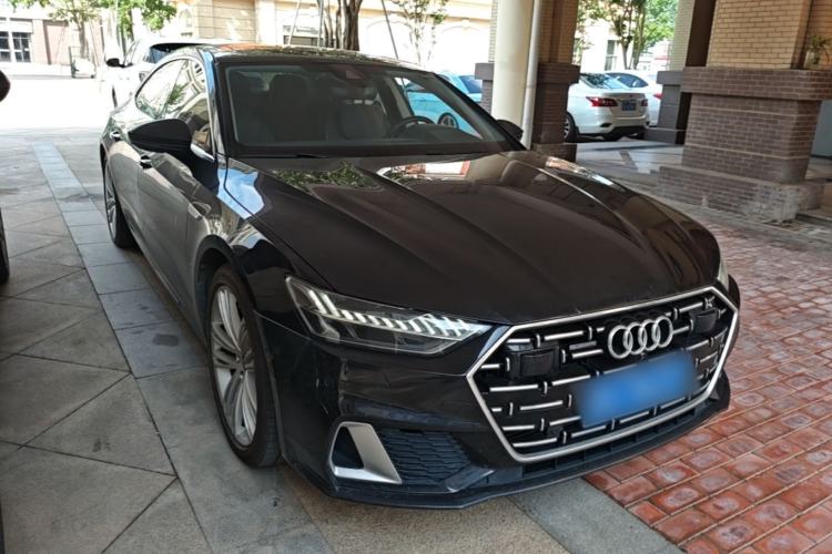 Used Audi A7L 2024 45 TFSI quattro Luxury Edition Front Right 45 Deg