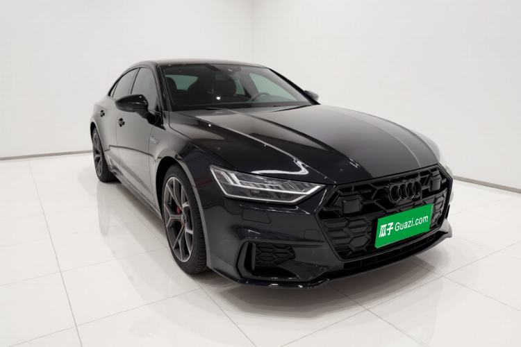 Used Audi A7L 2024 45 TFSI Luxury Edition Front Right 45 Deg