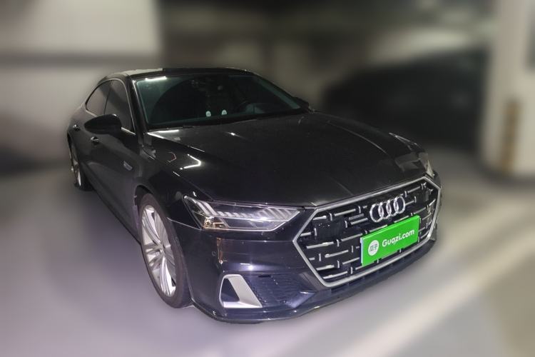 Used Audi A7L 2024 45 TFSI quattro Luxury Edition Front Right 45 Deg
