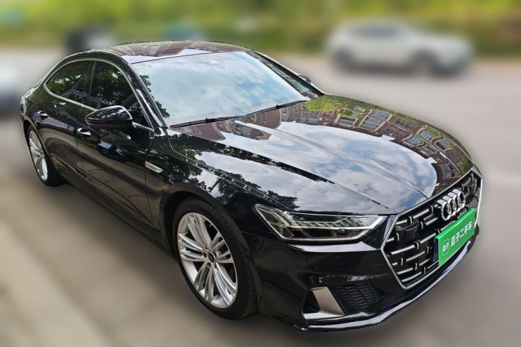 Used Audi A7L 2024 45 TFSI quattro Luxury Edition Front Right 45 Deg