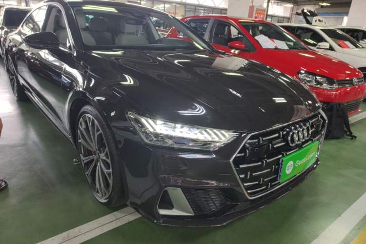 Used Audi A7L 2024 55TFSI quattro S-line Boundary Edition Flow Crystal Package Front Right 45 Deg