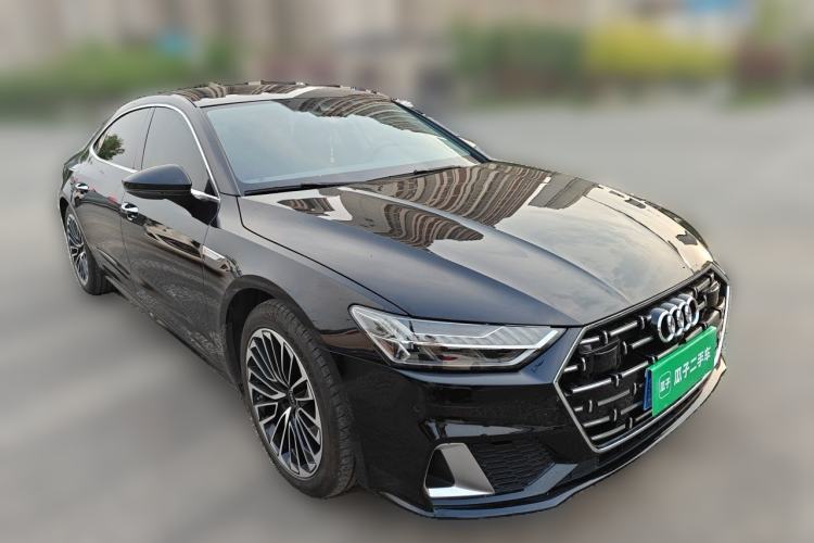 Used Audi A7L 2024 45 TFSI Luxury Edition Front Right 45 Deg