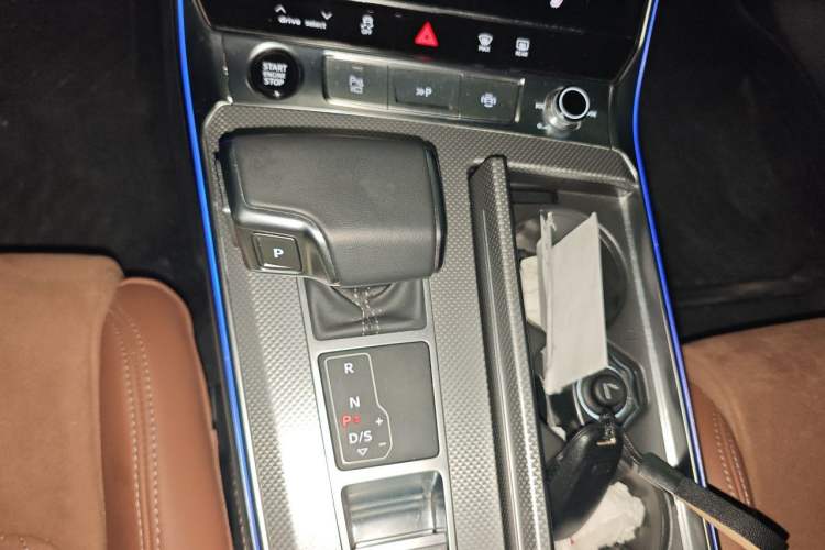 Used Audi A7L 2024 45 TFSI quattro Luxury Edition Gear Lever