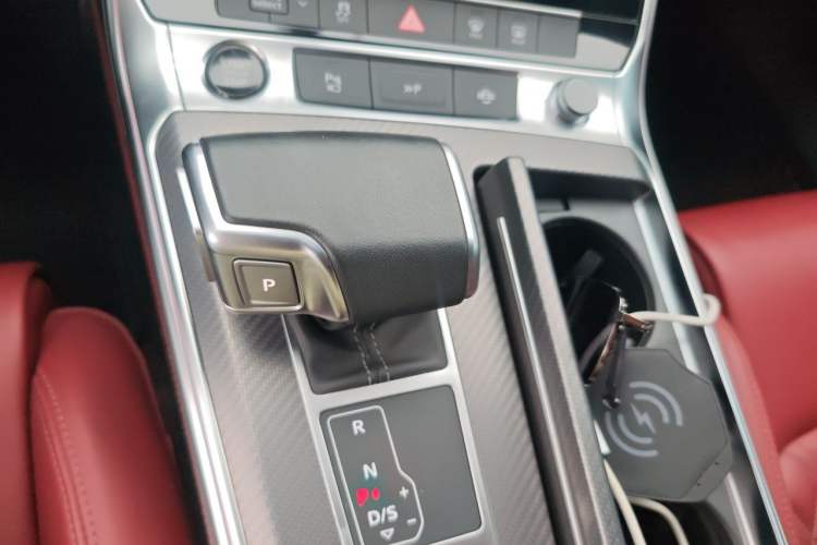 Used Audi A7L 2024 45 TFSI quattro S-line Black Warrior Edition Gear Lever