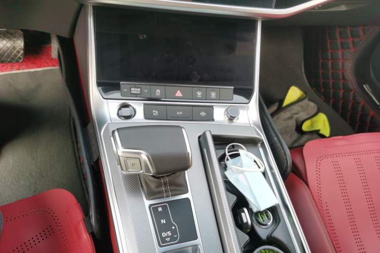 Used Audi A7L 2024 45 TFSI quattro S-line Black Warrior Edition Gear Lever