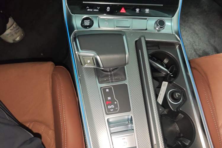 Used Audi A7L 2024 45 TFSI quattro Luxury Edition Gear Lever
