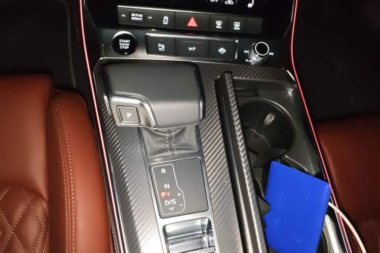 Used Audi A7L 2024 45 TFSI quattro Black Warrior Edition Gear Lever