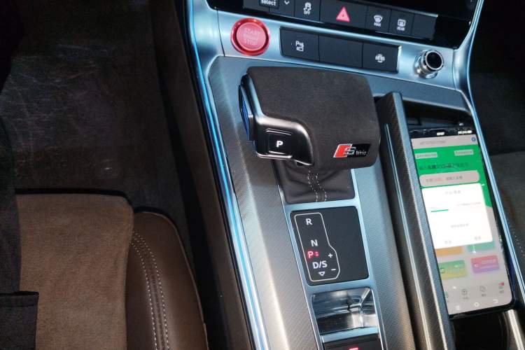 Used Audi A7L 2024 45TFSI S-line Dream-Building Edition Flow Crystal Package Gear Lever
