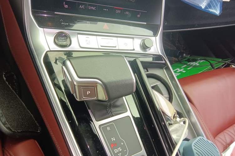 Used Audi A7L 2024 45 TFSI quattro Black Warrior Edition Gear Lever