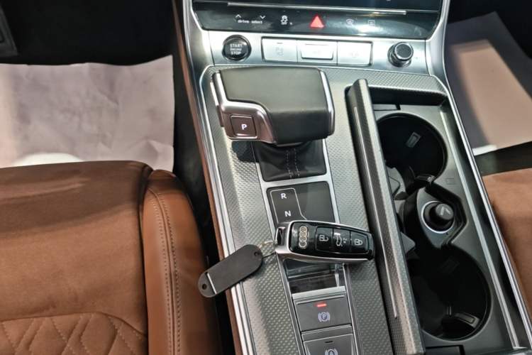 Used Audi A7L 2024 45 TFSI quattro Luxury Edition Gear Lever