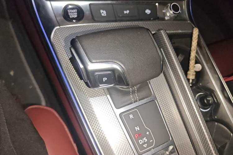 Used Audi A7L 2024 45 TFSI quattro S-line Black Warrior Edition Gear Lever