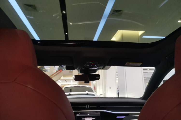 Used Audi A7L 2024 45 TFSI quattro Black Warrior Edition Headliner