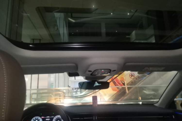Used Audi A7L 2024 45TFSI S-line Dream-Building Edition Flow Crystal Package Headliner