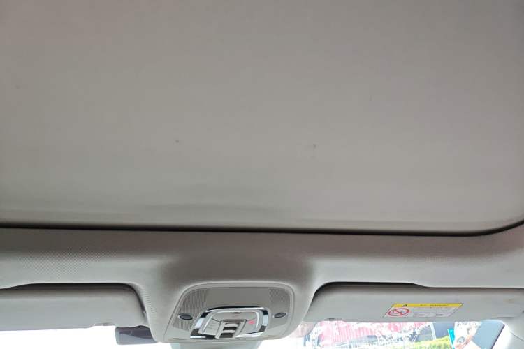 Used Audi A7L 2024 45TFSI S-line Dream-Building Edition Flow Crystal Package Headliner