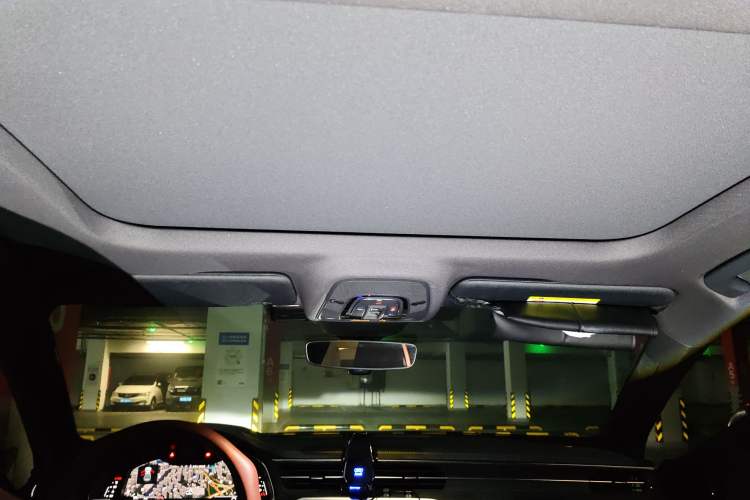 Used Audi A7L 2024 45 TFSI quattro S-line Black Warrior Edition Headliner