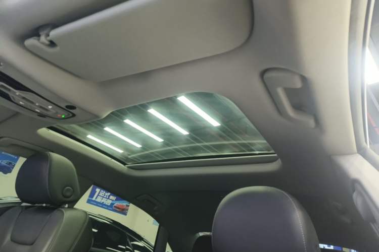 Used Audi A7L 2024 45 TFSI quattro Luxury Edition Headliner