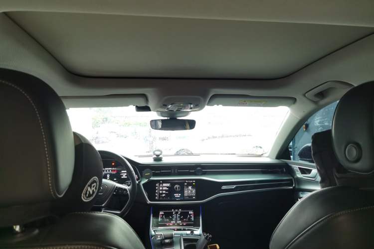 Used Audi A7L 2024 45 TFSI Luxury Edition Headliner