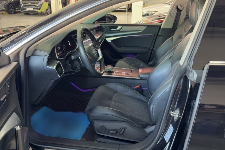 Used Audi A7L 2024 45TFSI S-line Dream-Building Edition Flow Crystal Package Interior 1