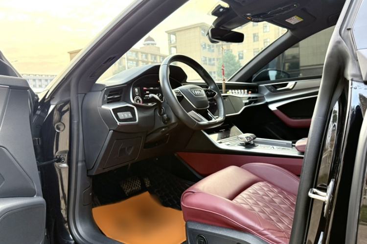 Used Audi A7L 2024 45 TFSI quattro Black Warrior Edition Interior 10
