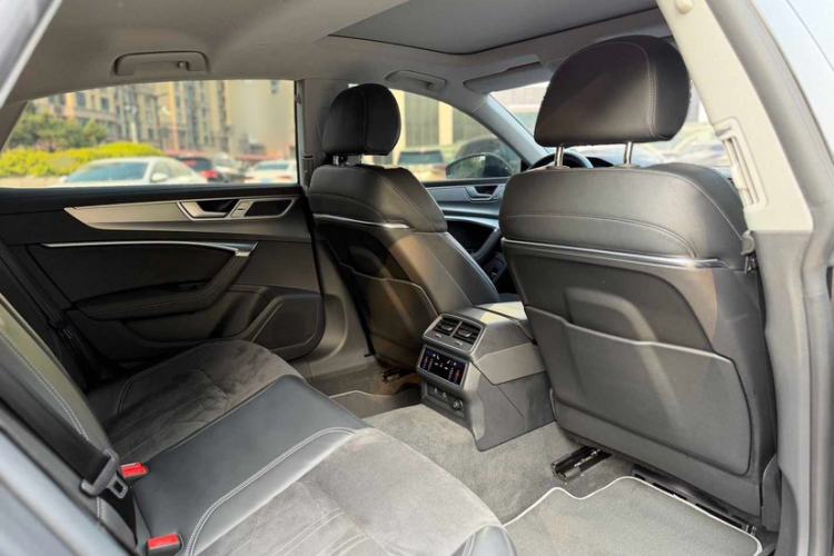 Used Audi A7L 2024 45 TFSI Luxury Edition Interior 11