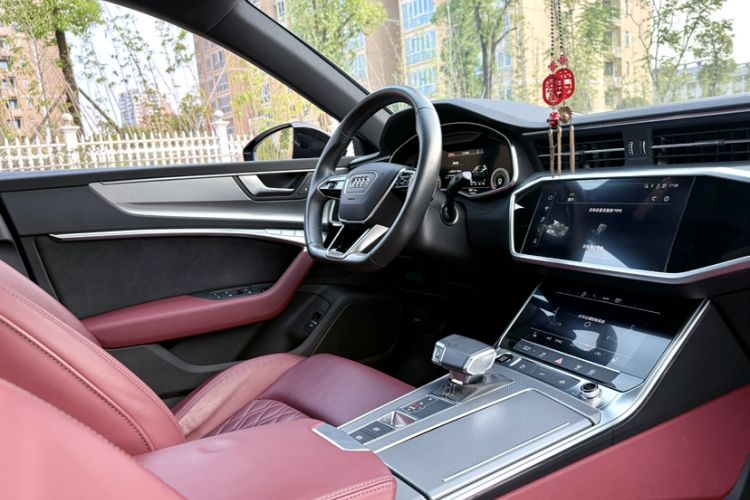 Used Audi A7L 2024 45 TFSI quattro Black Warrior Edition Interior 12
