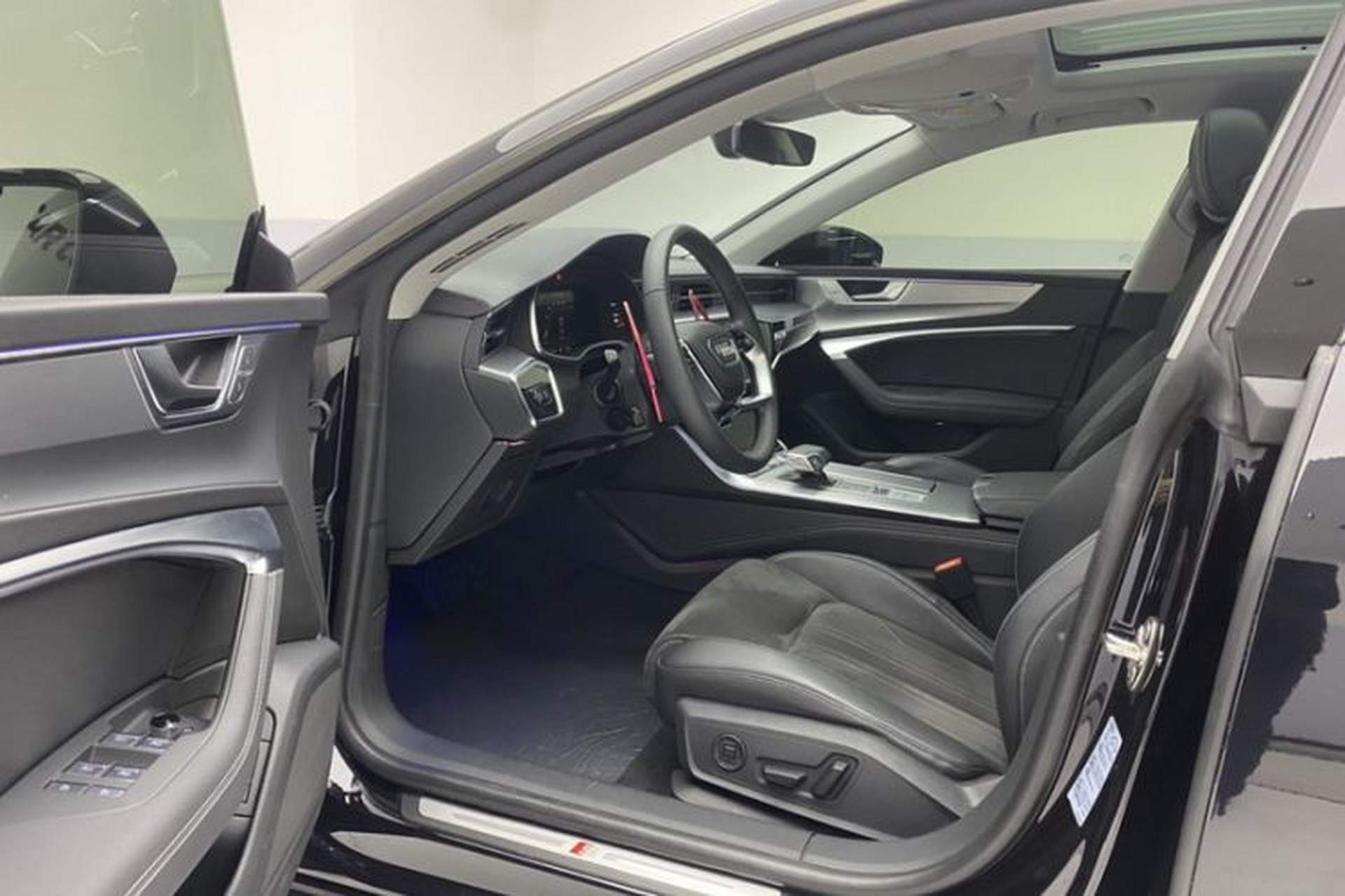 Used Audi A7L 2024 45 TFSI Luxury Edition Interior 2