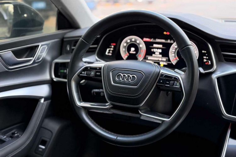 Used Audi A7L 2024 45 TFSI Luxury Edition Interior 2