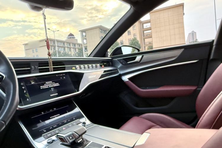 Used Audi A7L 2024 45 TFSI quattro Black Warrior Edition Interior 4