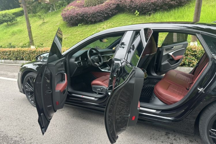 Used Audi A7L 2024 45 TFSI quattro S-line Black Warrior Edition Interior 4