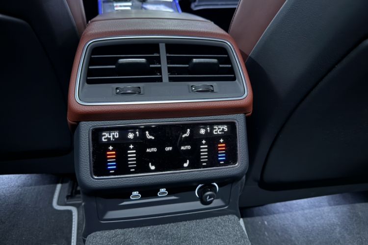 Used Audi A7L 2024 45 TFSI quattro Black Warrior Edition Interior 4
