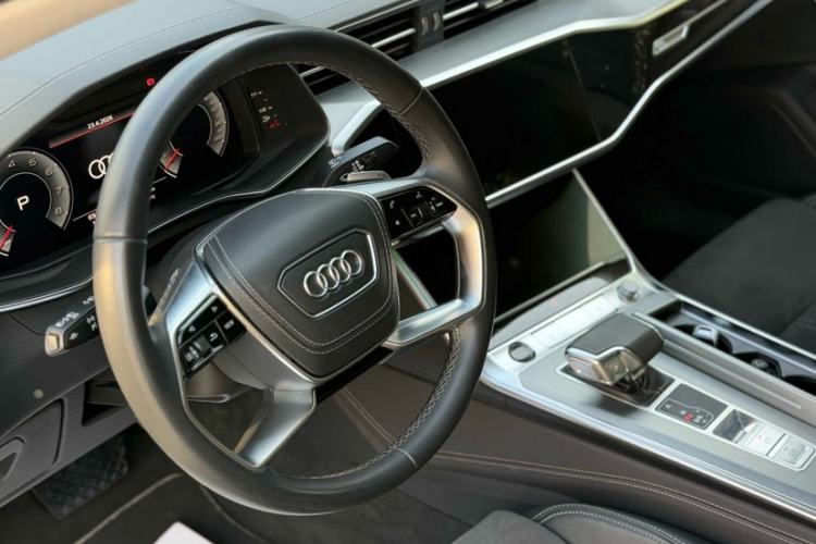 Used Audi A7L 2024 45 TFSI Luxury Edition Interior 5