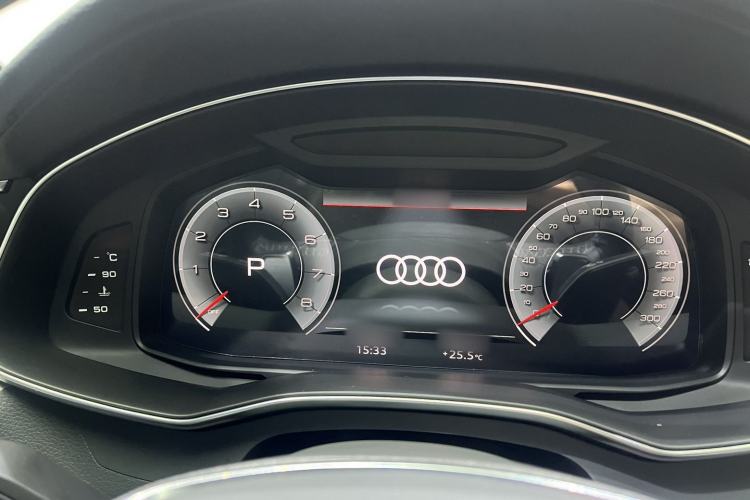 Used Audi A7L 2024 45TFSI S-line Dream-Building Edition Flow Crystal Package Interior 5