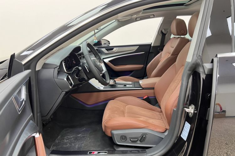 Used Audi A7L 2024 45 TFSI Luxury Edition Interior 6