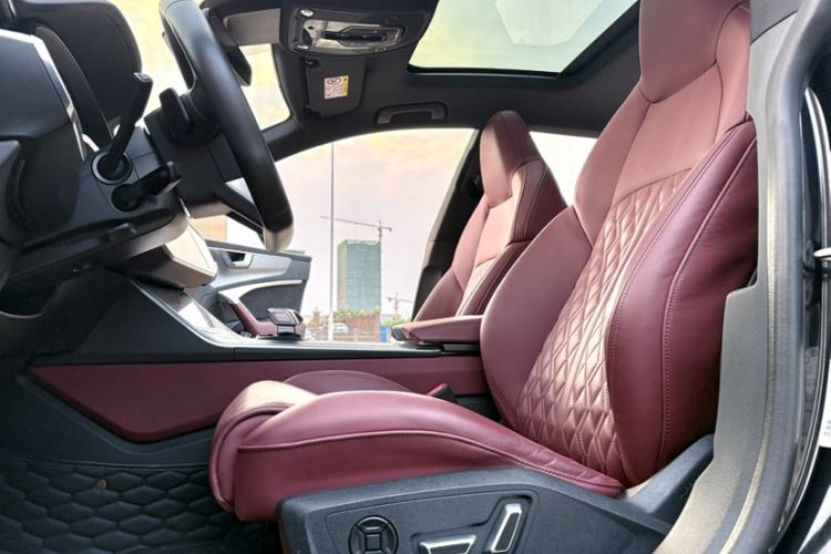 Used Audi A7L 2024 45 TFSI quattro Black Warrior Edition Interior 7