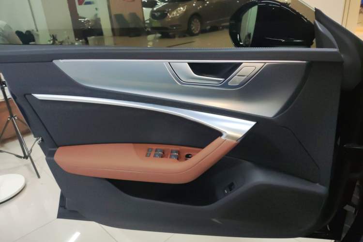 Used Audi A7L 2024 45 TFSI Luxury Edition Left Front Door Interior