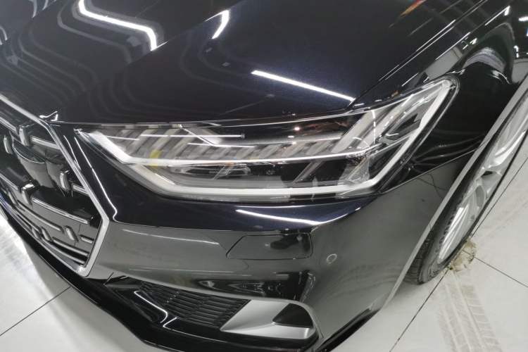 Used Audi A7L 2024 45TFSI S-line Dream-Building Edition Flow Crystal Package Left Front Headlight