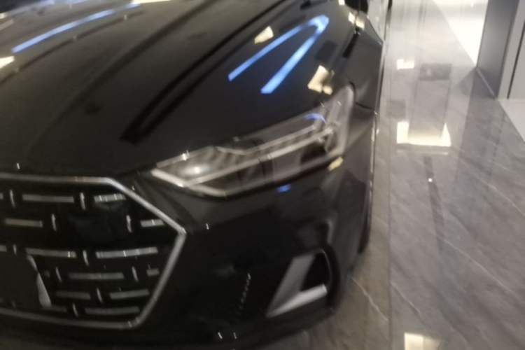 Used Audi A7L 2024 45TFSI S-line Dream-Building Edition Flow Crystal Package Left Front Headlight