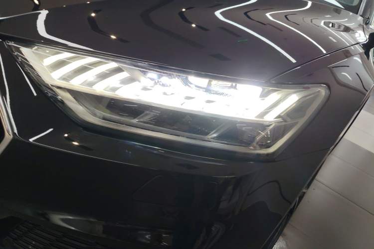 Used Audi A7L 2024 45TFSI S-line Dream-Building Edition Flow Crystal Package Left Front Headlight