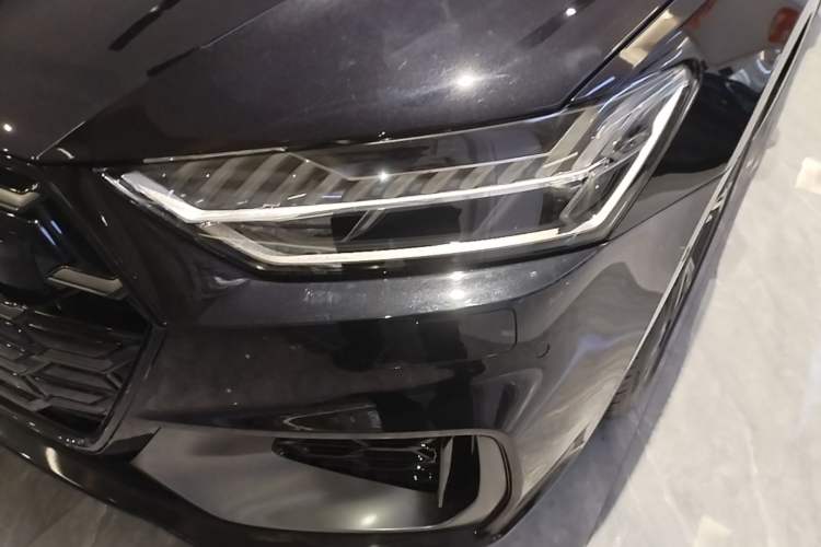 Used Audi A7L 2024 45 TFSI quattro Black Warrior Edition Left Front Headlight