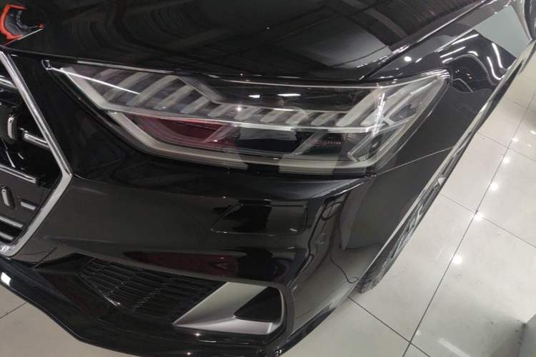 Used Audi A7L 2024 45TFSI quattro S-line Visionary Edition Flow Crystal Package Left Front Headlight