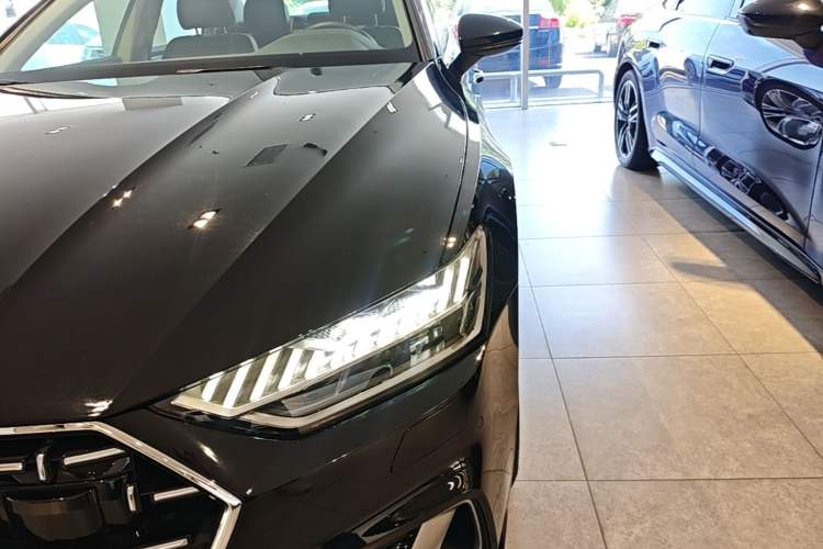 Used Audi A7L 2024 45 TFSI quattro Luxury Edition Left Front Headlight