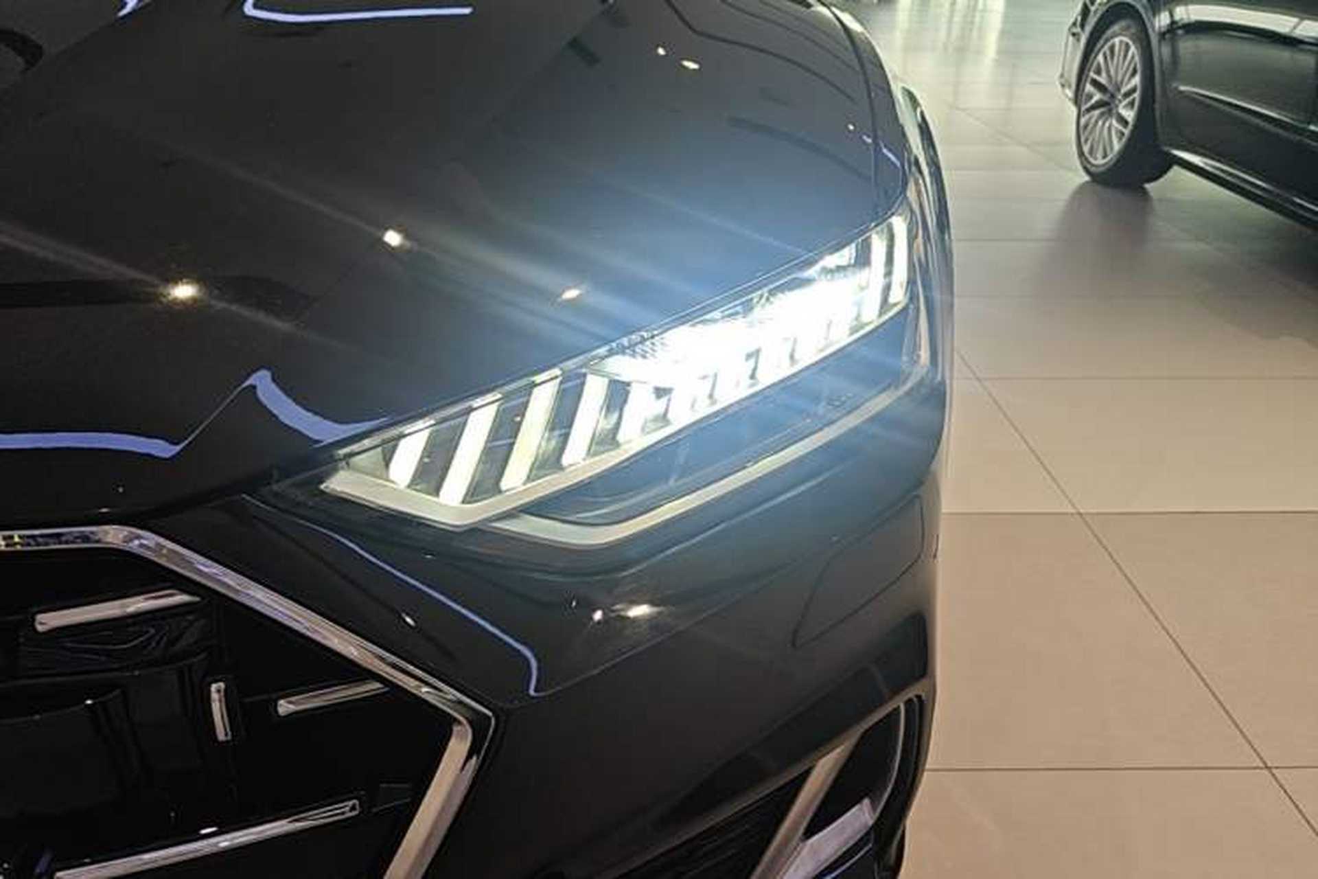 Used Audi A7L 2024 45TFSI S-line Dream-Building Edition Flow Crystal Package Left Front Headlight