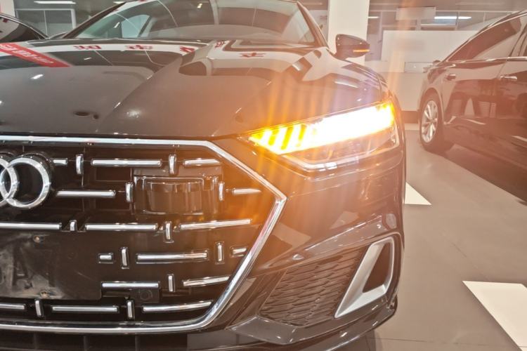 Used Audi A7L 2024 45 TFSI quattro Luxury Edition Left Front Headlight