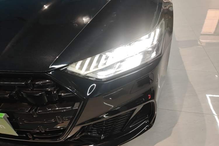 Used Audi A7L 2024 45 TFSI Luxury Edition Left Front Headlight