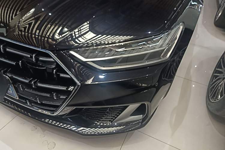 Used Audi A7L 2024 45 TFSI quattro Luxury Edition Left Front Headlight