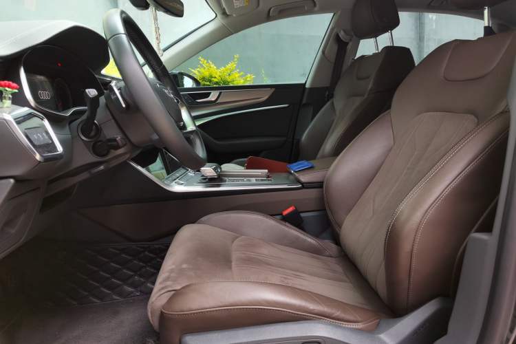Used Audi A7L 2024 45TFSI S-line Dream-Building Edition Flow Crystal Package Left Front Seat