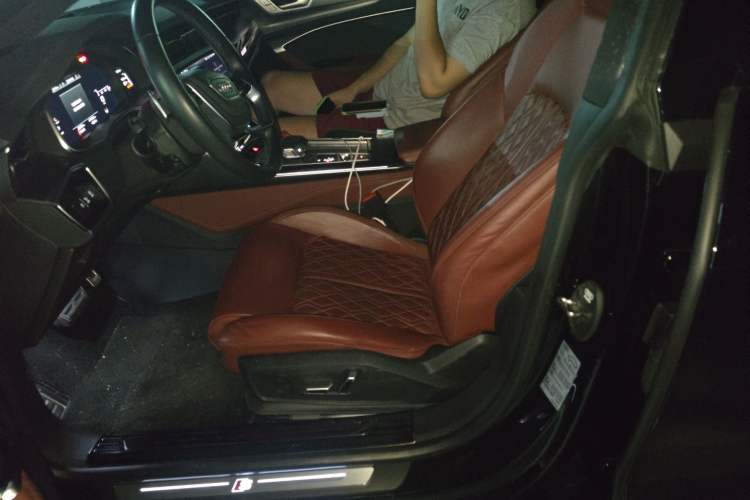 Used Audi A7L 2024 45 TFSI quattro Black Warrior Edition Left Front Seat