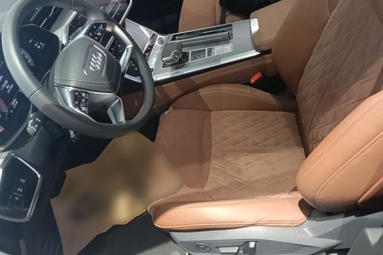 Used Audi A7L 2024 45 TFSI quattro Luxury Edition Left Front Seat